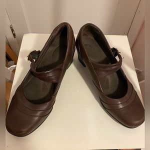 Clark’s leather block heel shoes